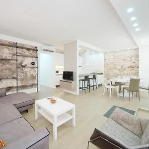 venezia-center-ca-corte-paludo-wi-fi.hotelslidodijesolo.com/