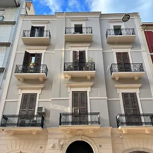 Ground Floor Center 85 Bari